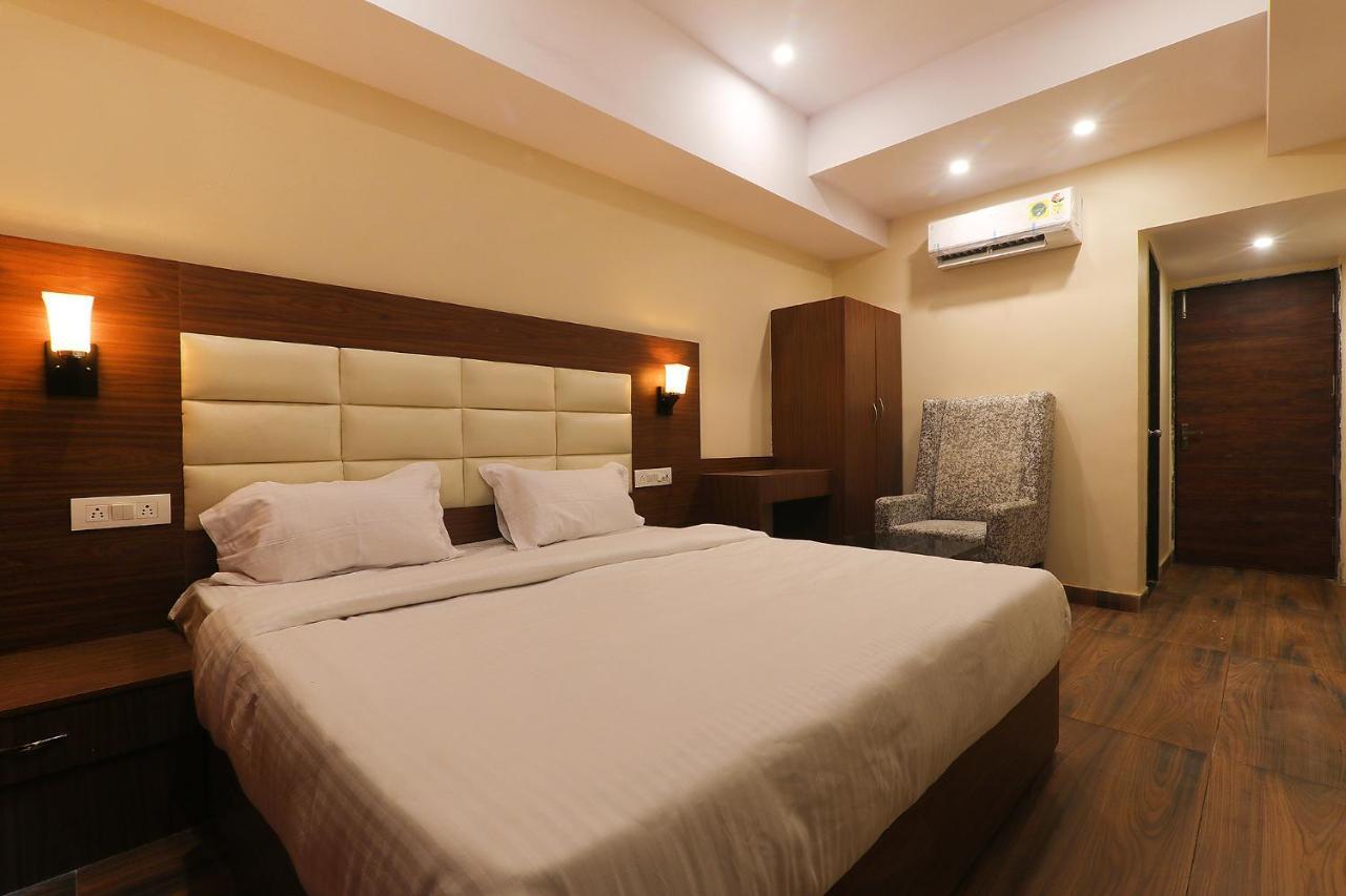 Fabhotel Blueark Lucknow Exterior foto